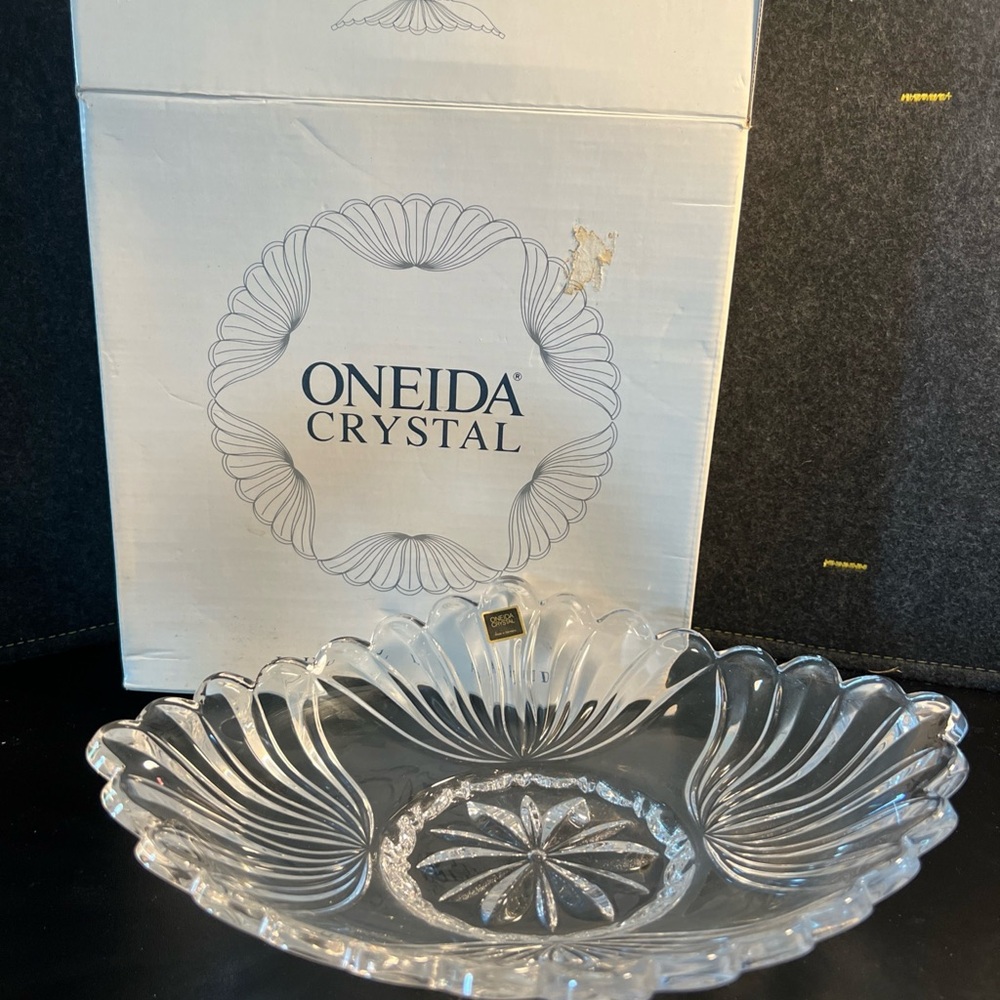 NIB! Oneida Juilliard Crystal 12 1/4" Low Centerpiece Bowl‎ Germany 1993 C006087